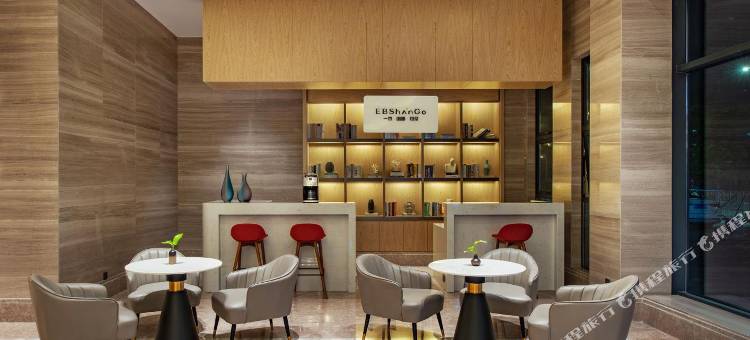 华发酒店(深圳宝安国际会展中心店)图片