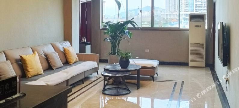 纳雍馨芸主题酒店图片