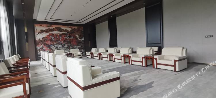 荆门九派通苑凯瑞酒店(园博园政务中心店)图片