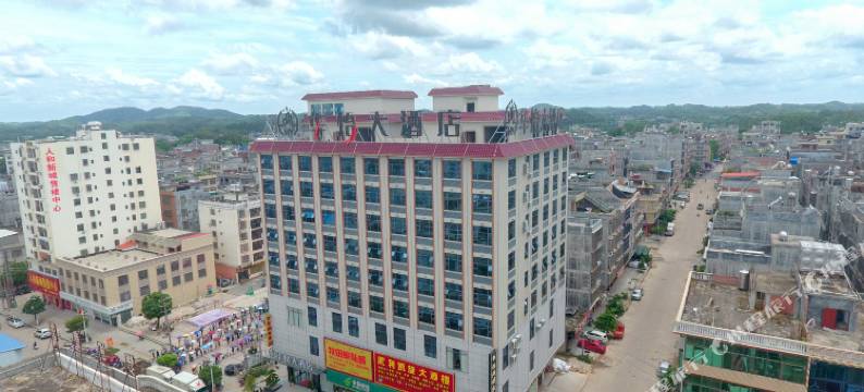 灵山华怡大酒店(武利镇人和广场店)图片