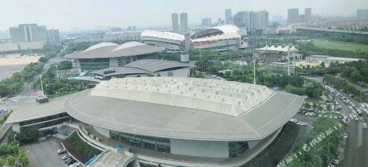 四季·美影院酒店(武汉体育中心地铁站经开万达店)图片