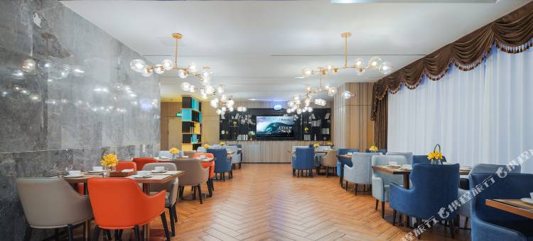 艺龙万国酒店(滨州渤海国际中百大厦店)图片