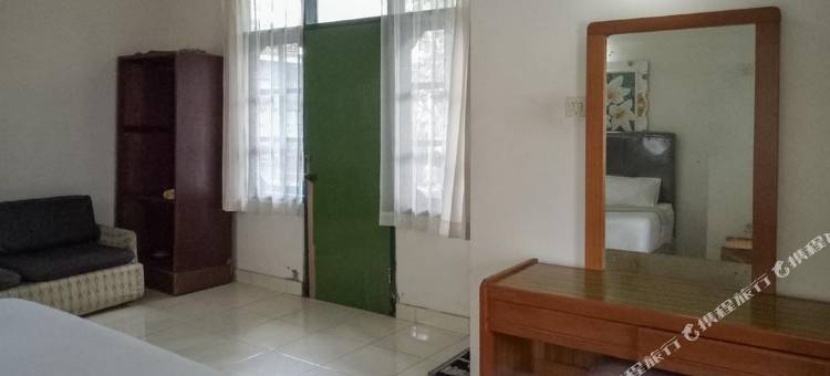 巴厘岛动物园附近达顿之家乌布米特拉红门酒店(Daton House Near Bali Zoo Ubud Mitra RedDoorz)图片