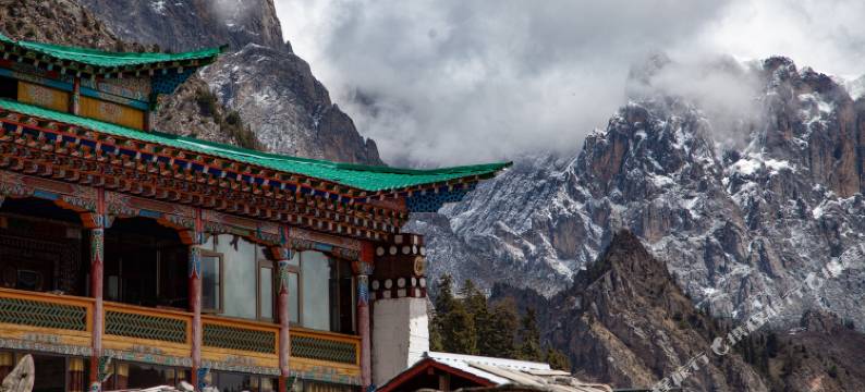 山望·Holiday｜银河日出观景美宿(扎尕那景区达日观景台店)图片