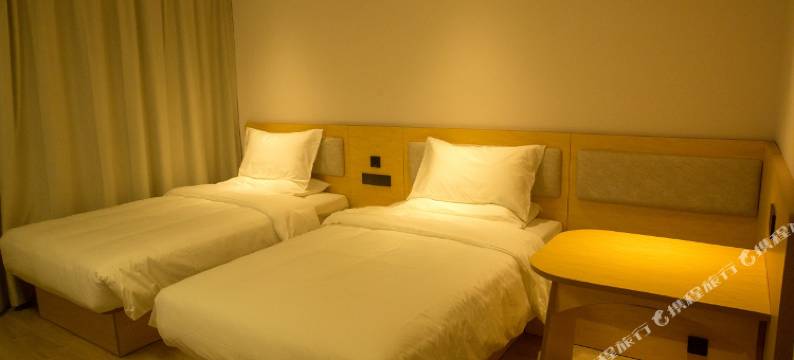 友友酒店(和田市团结广场店)图片