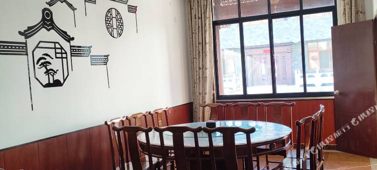 泾县十里桃花酒店(桃花潭风景区店)图片