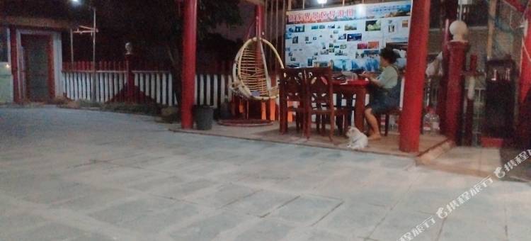 张家界望仙门客栈(荷花机场店)图片