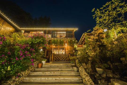 贵阳紫日醉缬手作观景民宿(青岩古镇北门店)