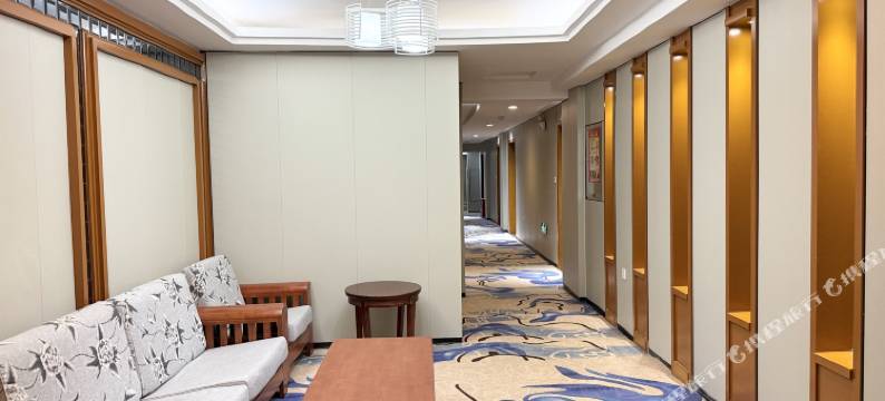 喀纳斯龙湖酒店图片