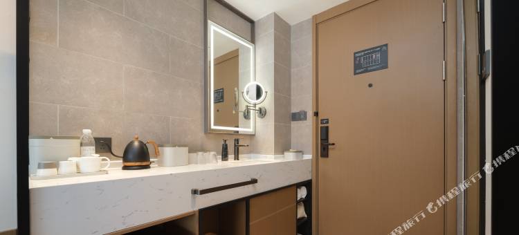 拾光里酒店(中街方城店)图片