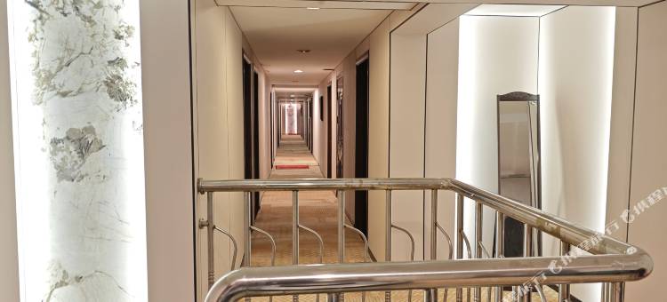 锦州水云天宾馆(古塔夜市店)图片