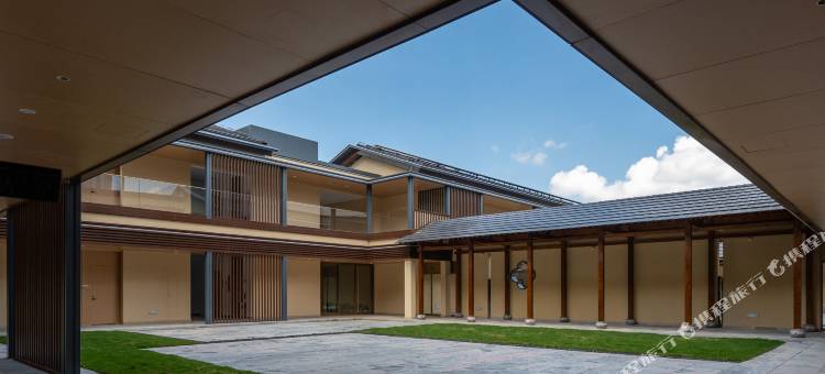 云雁山庄(昭君国际滑雪场店)图片