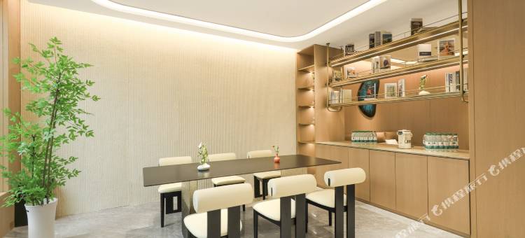 艾扉酒店(松江河镇长白山西高铁站店)图片