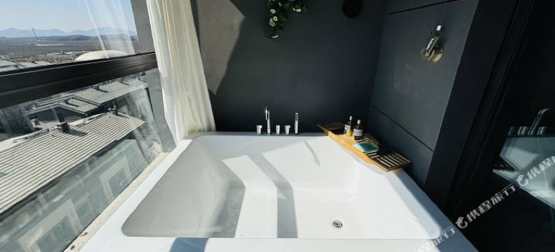 房东小张温泉公寓(遵化汤泉宫星空水世界店)图片