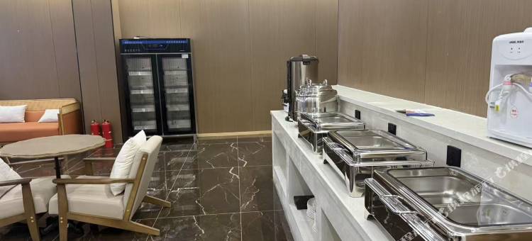 玉树塔兰卓观园酒店(巴溏河国家湿地公园店)图片