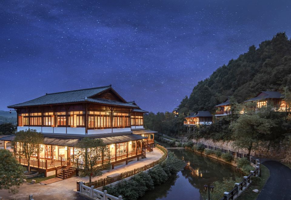 安吉秀樾里酒店外景图