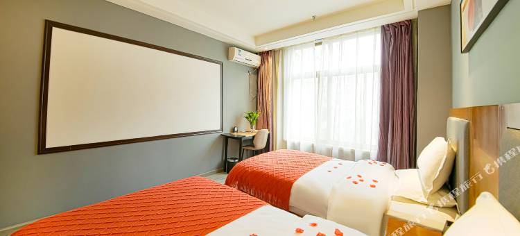 TOWO上品酒店(万达广场兰州火车站店)图片