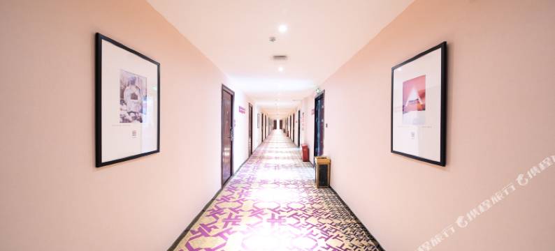 润辉大酒店(兴义客运西站店)图片