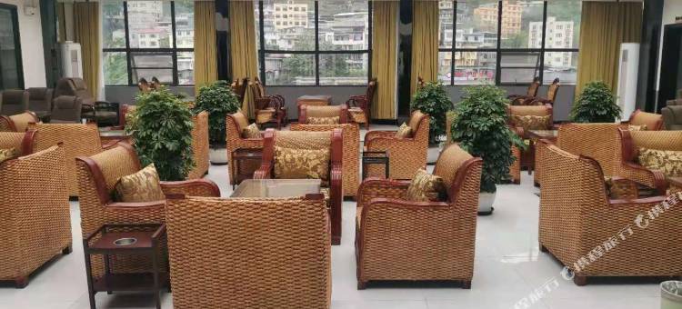 锐思特逸致酒店(峨边步行街店)图片