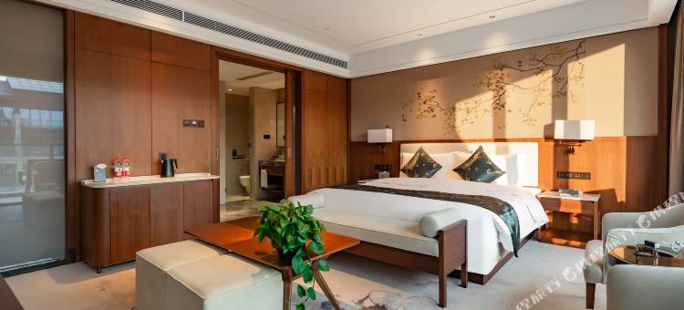 盘州月亮山庄酒店图片