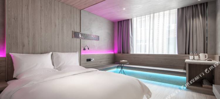 U2Hotel哟兔轻奢酒店(四川传媒学院三店)图片