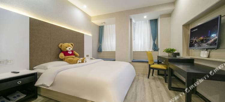 云上曼居酒店(宁波天一广场银泰店)图片