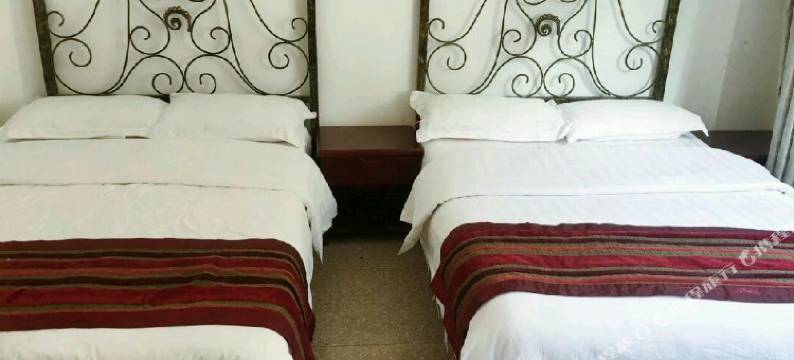 康定雪云招待所图片