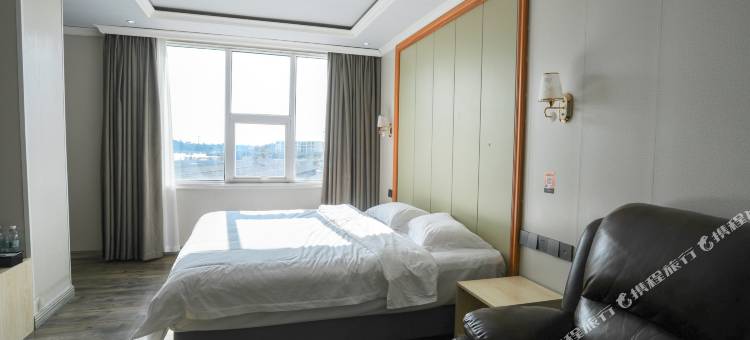 新海景大酒店(防城港企沙海鲜市场店)图片