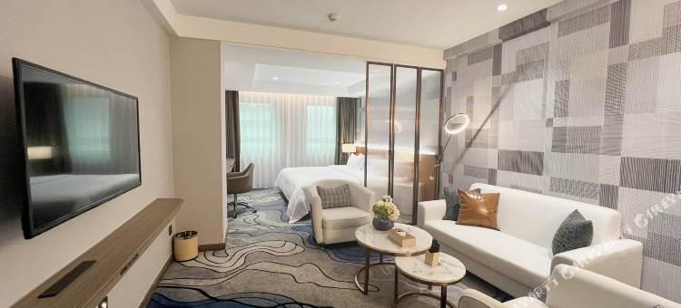 广东长城酒店(广州珠江新城五羊邨地铁站店)图片