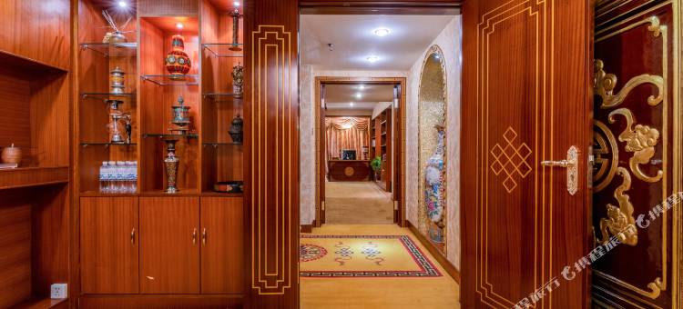 香格里拉都吉呢咪藏文化主题酒店(独克宗古城店)图片