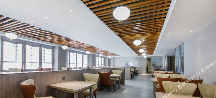 美豪丽致酒店(阿勒泰望湖广场店)图片