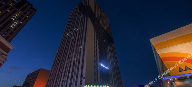 派柏·云酒店(长春车城万达广场店)图片