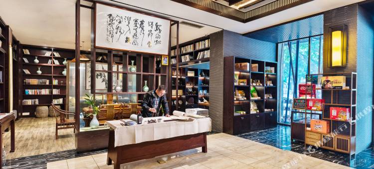 屏山书香世家酒店(柳州马鞍山公园店)图片