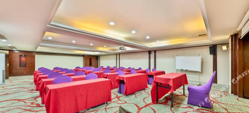 天天星际酒店(东莞黄江人民公园天虹商场店)图片