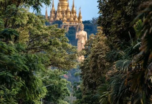 Wanda YI, Suite XishuangbannaHotel Overview
