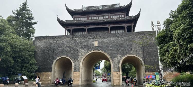 挽河·河景客栈(苏州山塘街石路店)图片