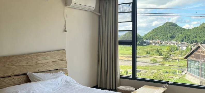 花溪月圆之夜民宿图片