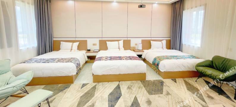 盘龙云居精品生态民宿(红其拉甫机场店)图片