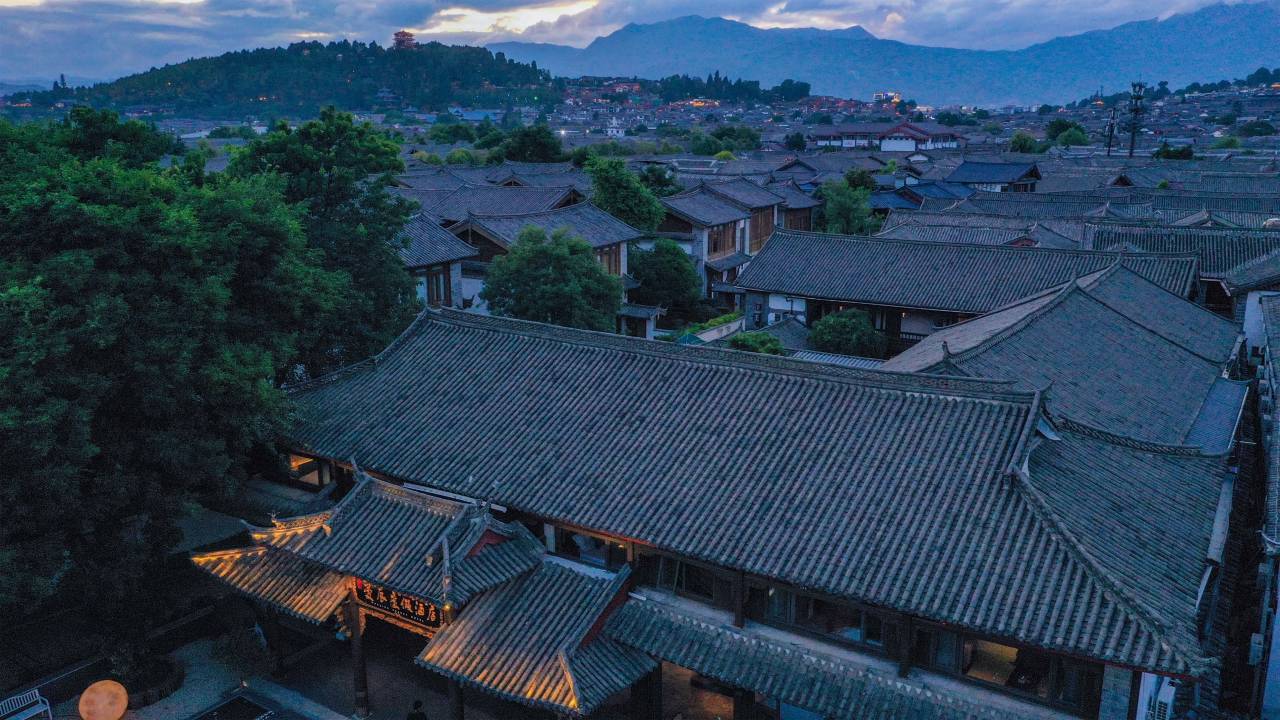 曼辰 Mansion 侘寂美学 · 花园度假酒店 (丽江古城南门木府店)图片