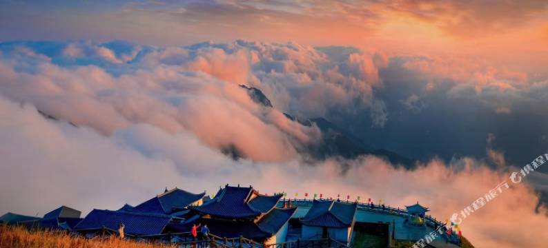 武功山金顶户外帐篷住宿图片