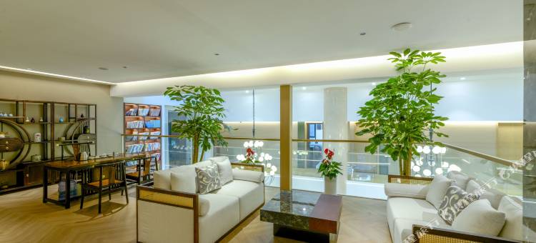 百芭乐酒店图片