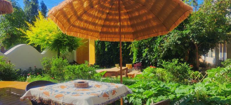 花间舞民宿(那拉提草原景区店)图片