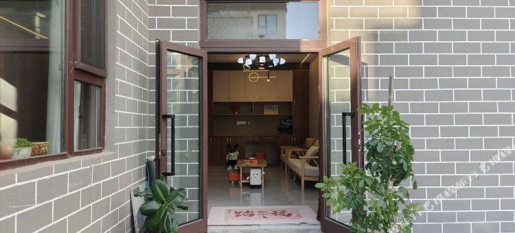 布尔津巴适雅居民宿(七彩河童话森林游乐场店)图片