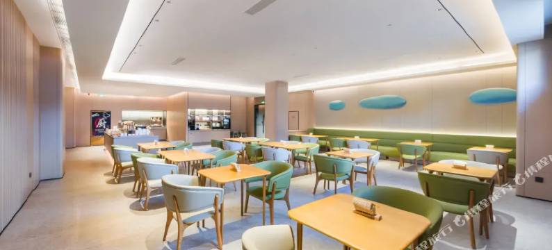 艺龙安云酒店(玉山三清广场店)图片