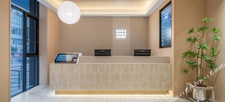 里白酒店(成都春熙路太升南路地铁站店)图片