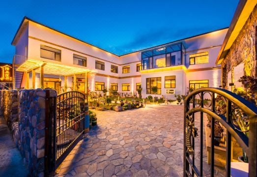 Moshanghuakai Inn Hotel Overview