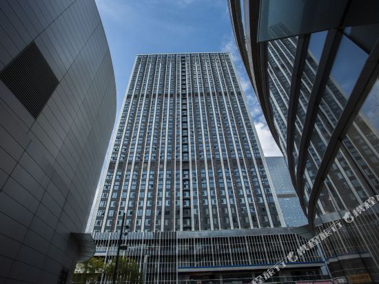 自由自在进口食品(长风国贸第六馆店)