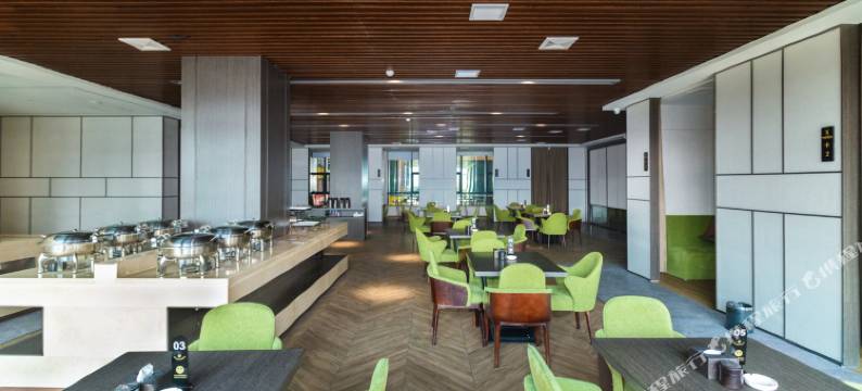 维纳国际酒店(岳阳湘阴德泉购物广场店)图片