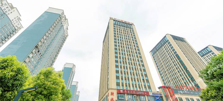 云川丽景酒店(驻马店文明大道实验小学北二校区店)图片