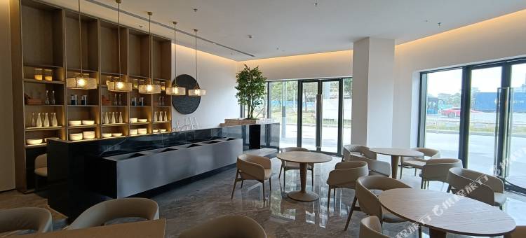 城市名人酒店公寓(会展湾水岸店)图片